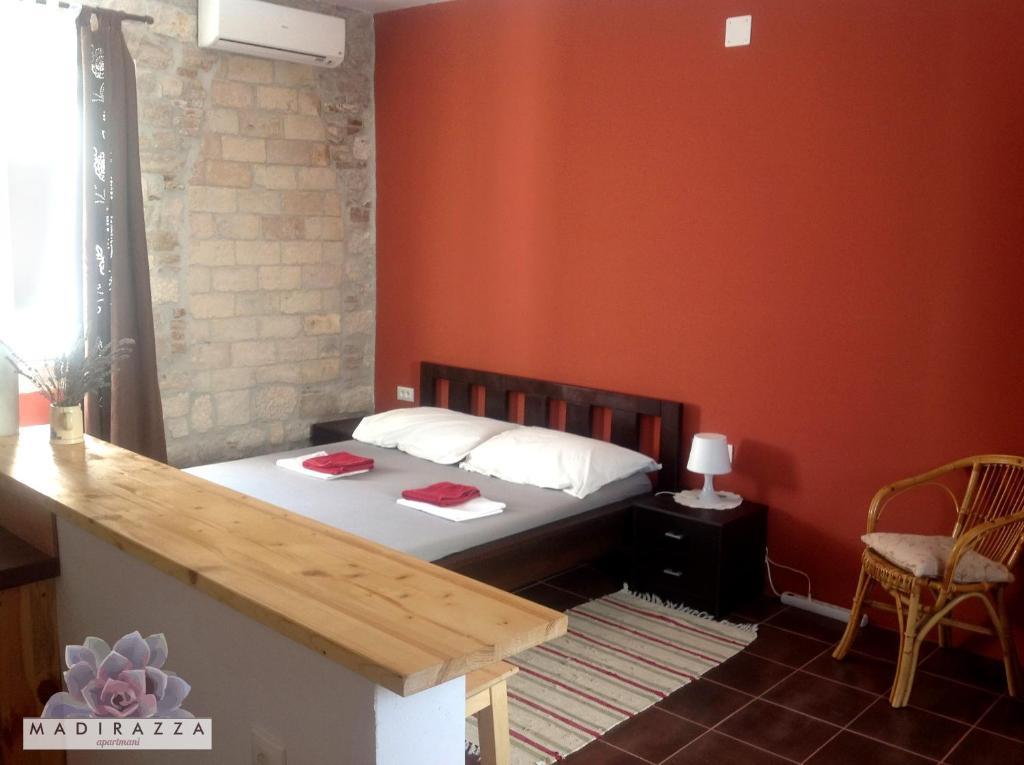 Apartments Madirazza トロギール エクステリア 写真